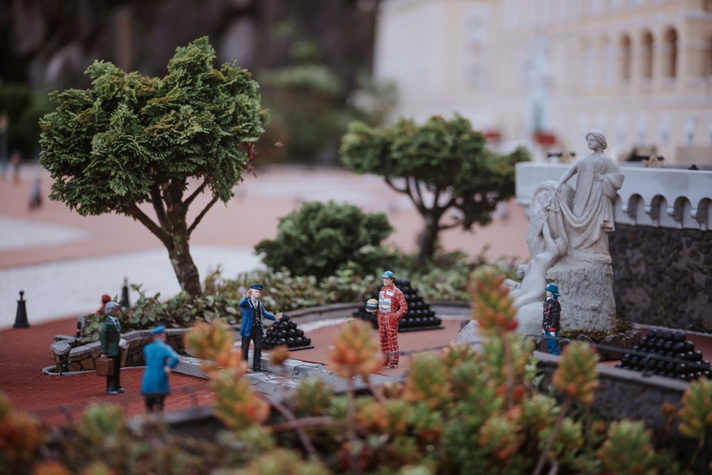 Mini Mundo Gramado: 5% de desconto no site oficial 5 Miniatura do Ayrton Senna no Mini Mundo Gramado