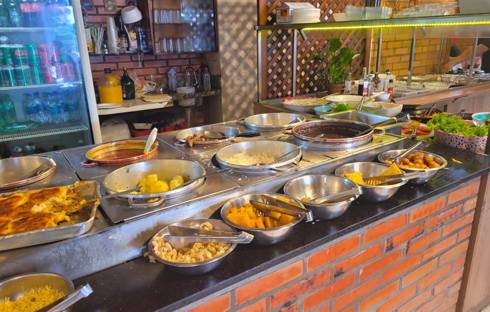 restaurantes baratos em Gramado mahari