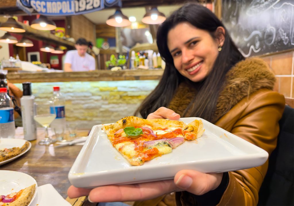Abbiamo Pizza Napoletana Canela: 5% de desconto no site oficial 7 Alessandra do Aventurando Tchê na Abbiamo Pizza Napoletana em Canela
