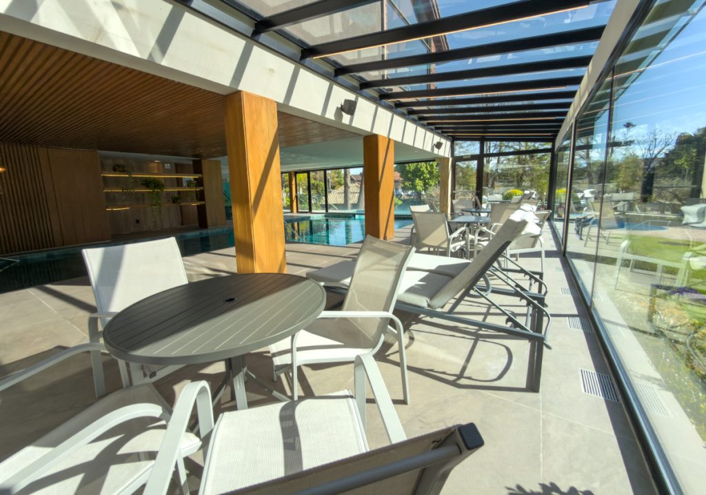 hotel alpestre piscina