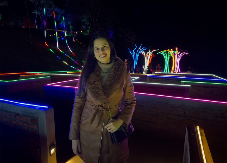 Alessandra do Aventurando TchÃª no labirinto do Lumni Gramado