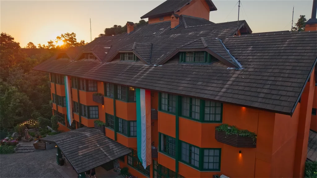 hotel fioreze origem fachada drone