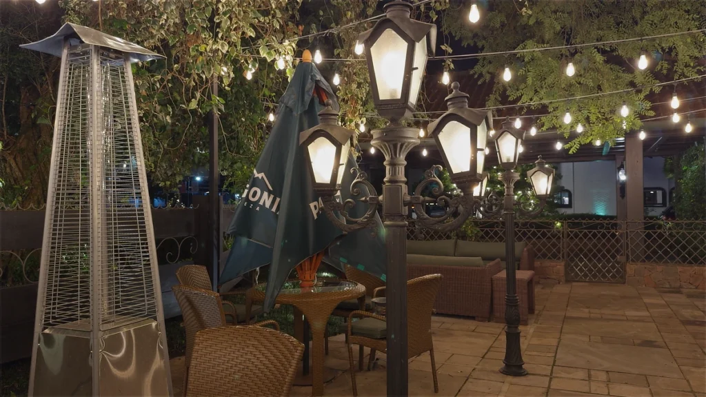 hotel serrazul patio